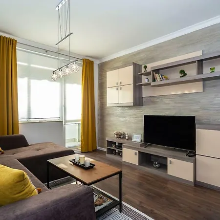 Stunning Location And Views!foothills Of Old Town! *