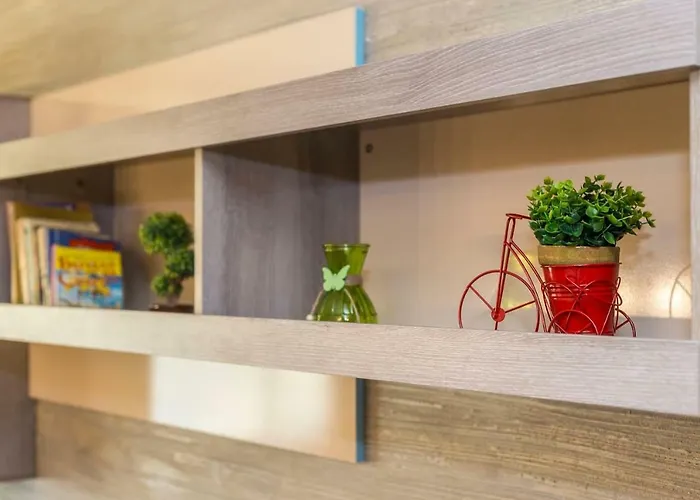 Stunning Location And Views!foothills Of Old Town!