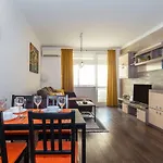 Stunning Location And Views!foothills Of Old Town! Φιλιππούπολη