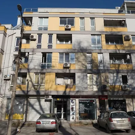 Stunning Location And Views!foothills Of Old Town!