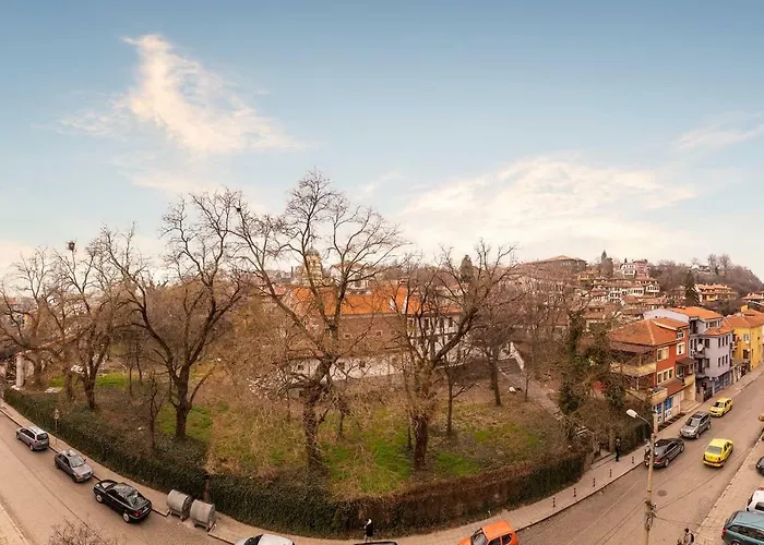 Apartment Stunning Location And Views!foothills Of Old Town!